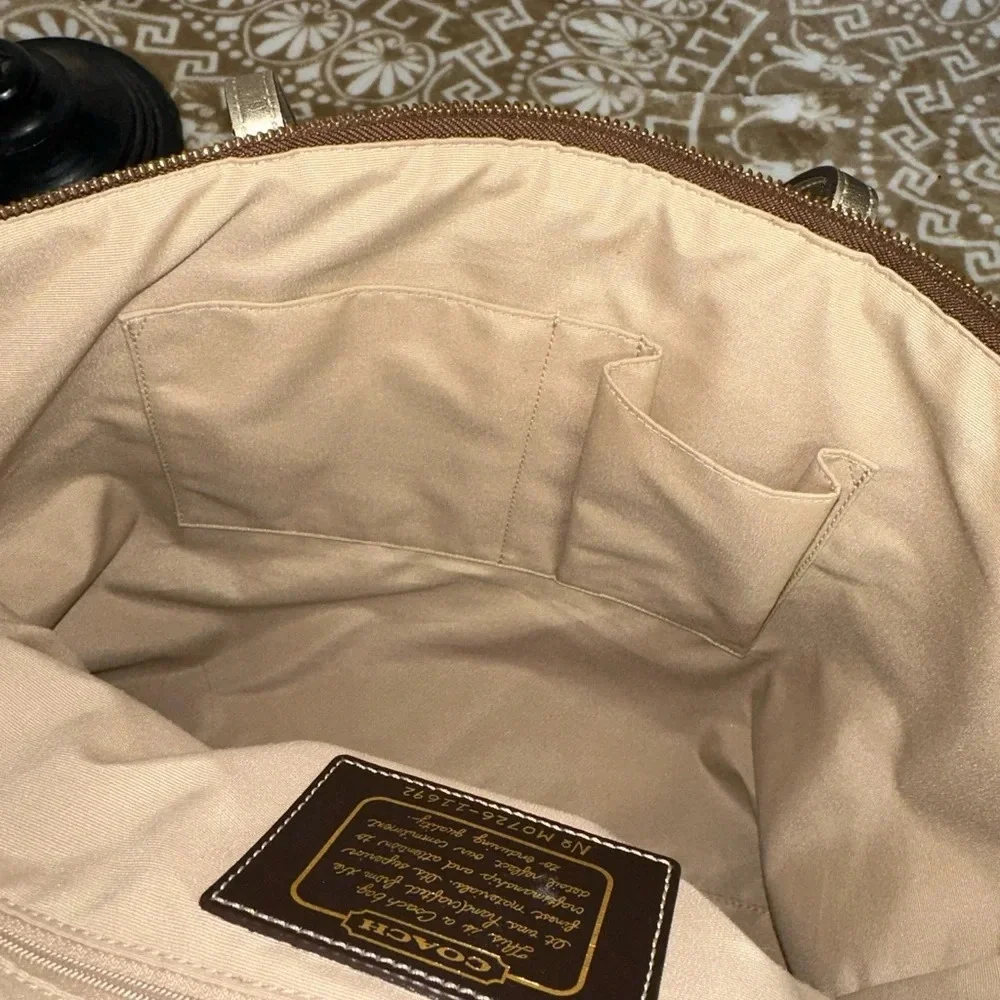 COACH TOTE M0726-11692 SIGNATURE PRINT CANVAS HAND BAG PURSE TAN DUST BAG - Picture 13 of 14